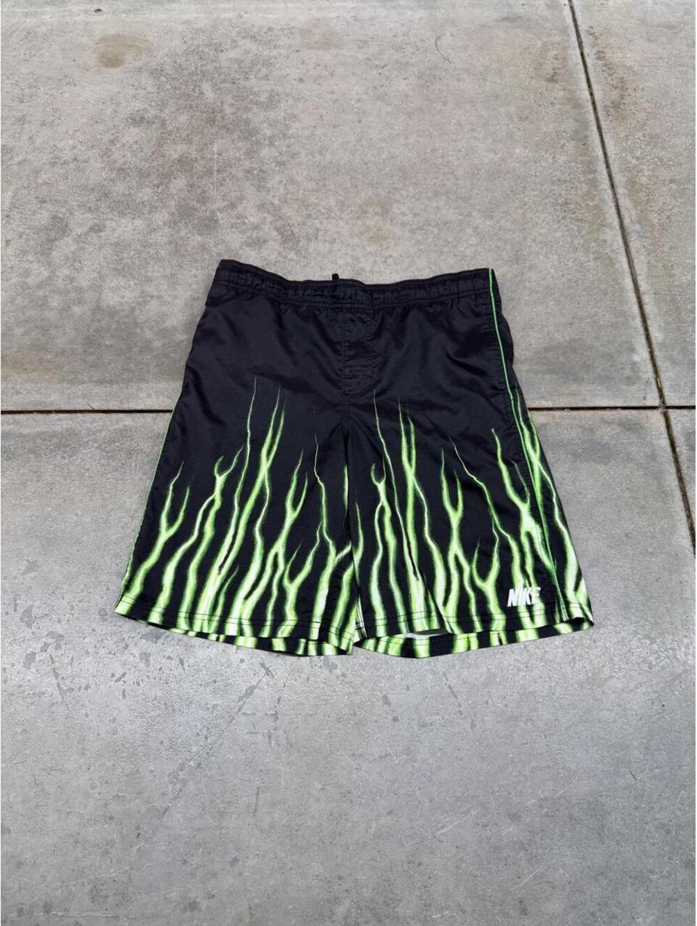 vintage nike black and green flame small logo short size medium